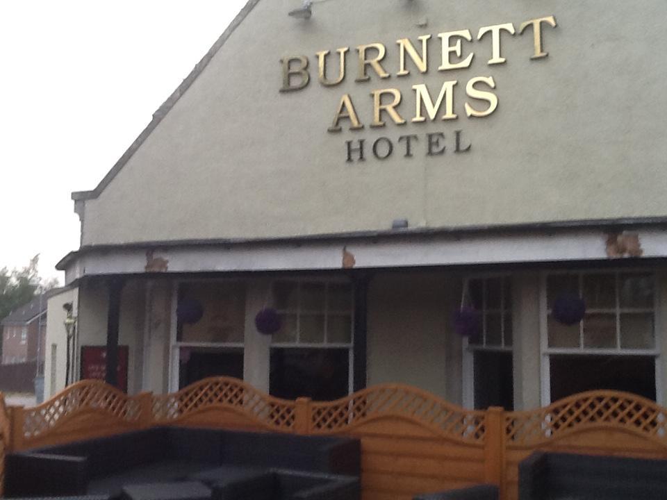Burnett Arms 호텔 인버루리 외부 사진